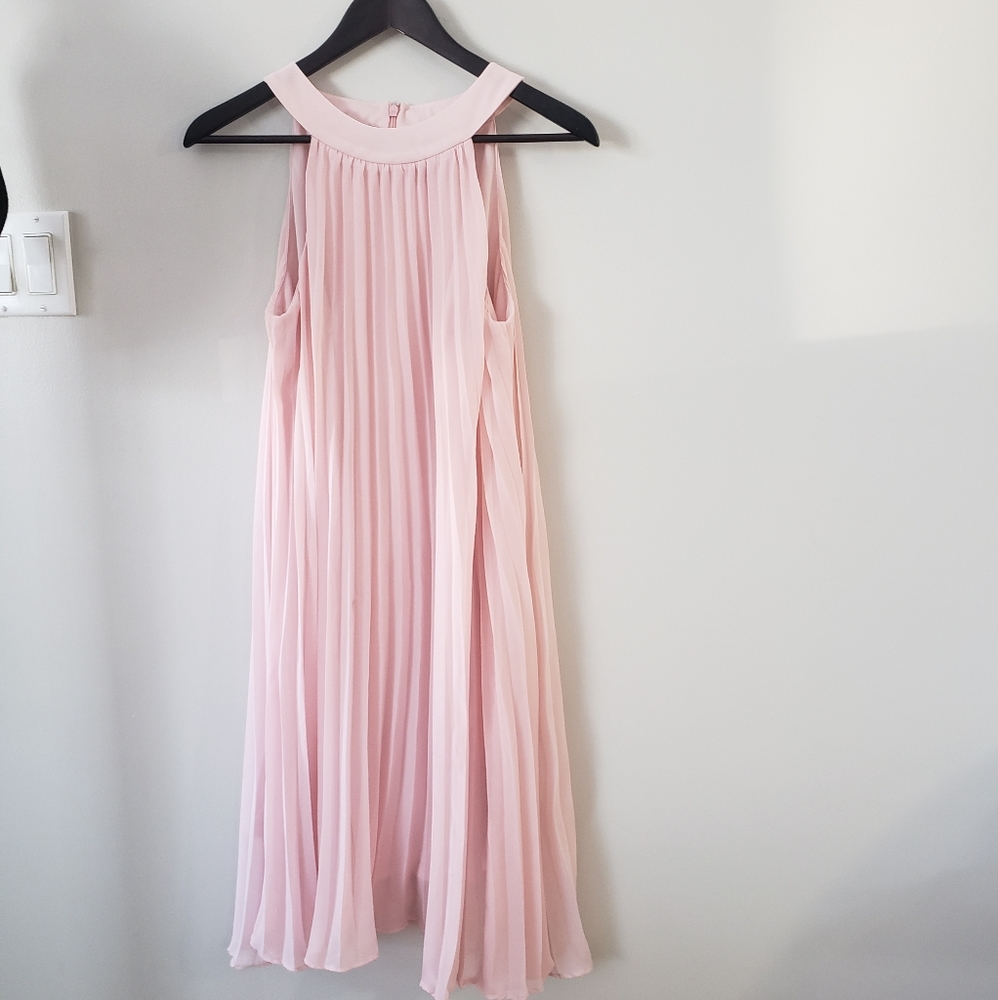 2/$30 Sleeveless Pleated Chiffon Midi Dress - Light Pink